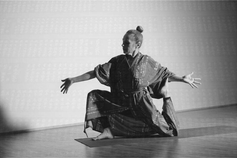 Die Kimono Serie II ca. 66 x 96 cm