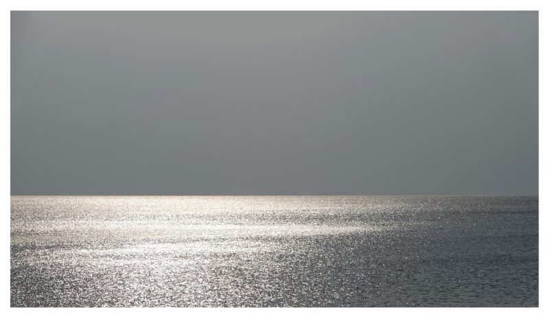 Reflexion des Unsichtbaren III ca. 906 x 156 cm